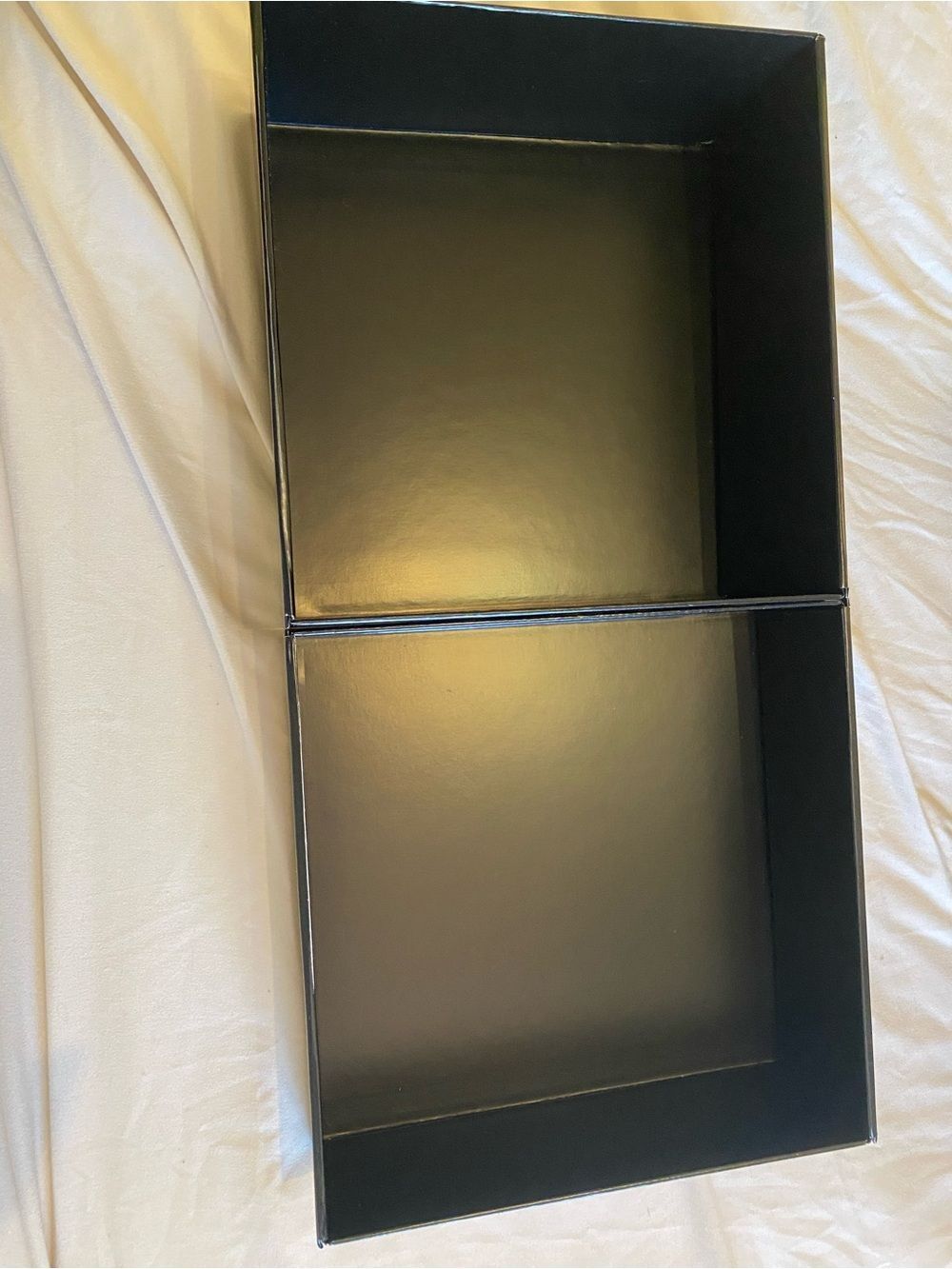 🛍️Chanel Authentic Branded Boxes & Camellias. See listing for pricing. - Picture 5 of 15
